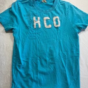 Hollister embroidered logo short sleeve t-shirt size XS